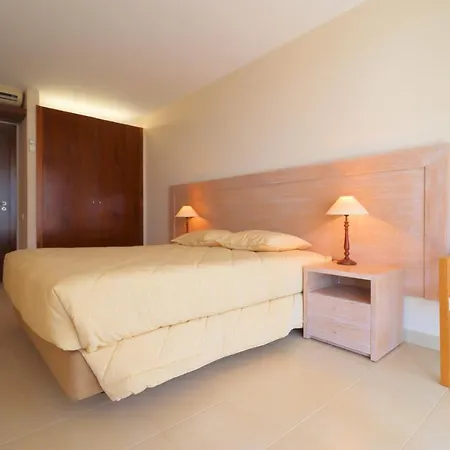 Luxury Sea View, 1 Min Walking To The Beach * Guia (Faro)